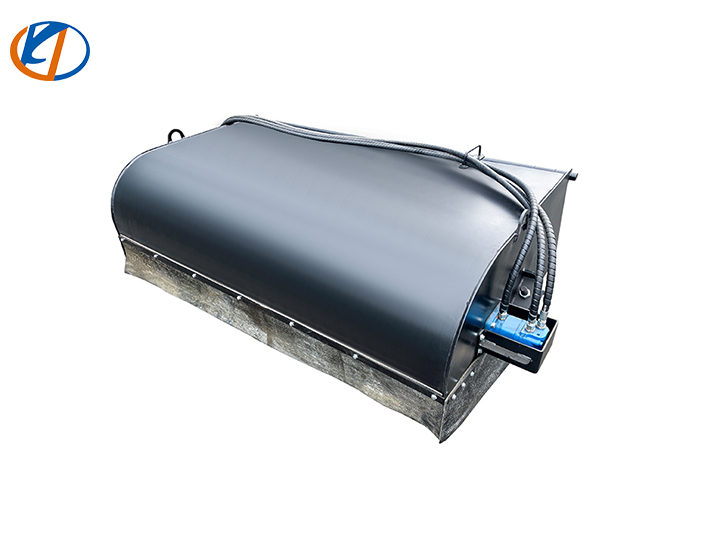 AM011 Greatbear Skid Steer 72 inch Rotary Broom